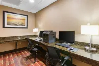 Best Western Plus Belle Meade Inn  Suites - Jacuzzi