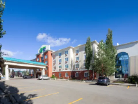 Holiday Inn Express & Suites EDSON by IHG Hoteles en Edson