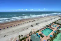 Oceanfront Private Balcony and Kitchenette - Gorgeous Coastal Retreat