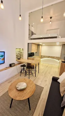 Zema5 Old Town Loft - homestay