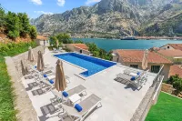 Apartments Dončić - Pools