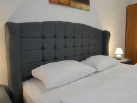 Bovino Hotel Hotels in Raunheim