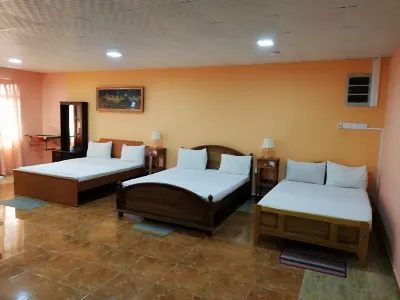 Sunshine Hotel Hotels in Uppuveli Beach
