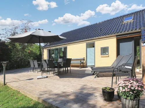 10 Person Holiday Home in Vaeggerlose-by Traum