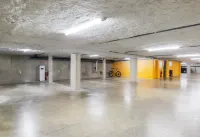 B&B Hotel Thionville Centre Gare Porte du Luxembourg A31 - parking