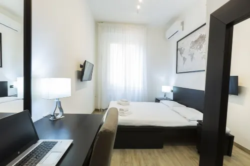 notaMi -  Yellow Line Apartment Hotel a Cormano
