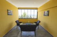 Roy Otel - Sea View