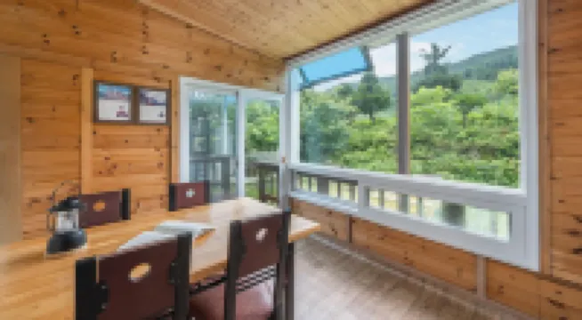 化川帕普里卡黃色旅館