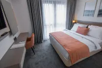 Dovv Hotel Busıness Hotel in zona Smirne