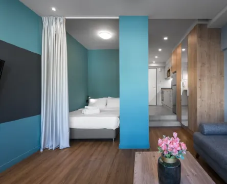 Big Apple Aprts, Nilie Hospitality Mgmt