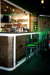 Emerald Inn & Lounge - 2-Star