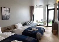 Osaka Hokko Marina Hull