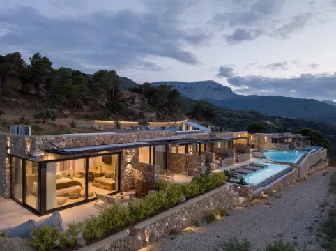 Le Grand Bleu Resort