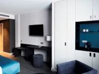 HG City Suites Barcelona Hotels near إف جي سي - بلاسا مولينا