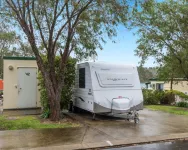 Riverview Tourist Park - parking