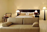 Hotel Royal Kinshasa - Parvekkeita