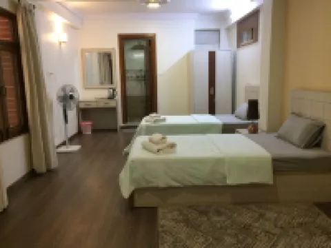 帕坦天堂之家旅館