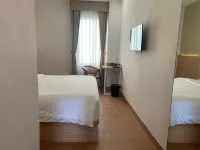 Hotel Sepanak By Amazing Hotels in Curup