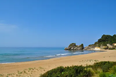 Studio Apartments with Swimming Pool and Sea View - Pelekas Beach