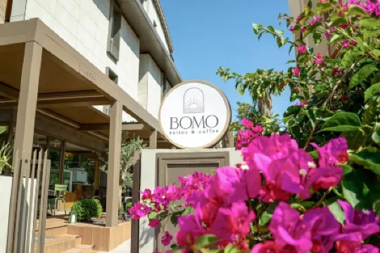 Bomo Suites Отели рядом с достопримечательностью «Пляж Коньяалты»