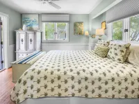 Breakers Plus Carriage House 4 Bedroom Home by RedAwning Hotels in Seaside