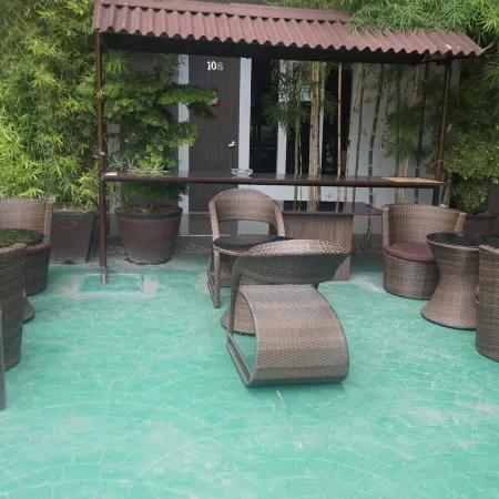 Zanrock Micro Hotel