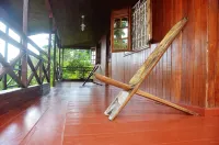 Guest House Quinta Natural Bangalots فنادق في Caue