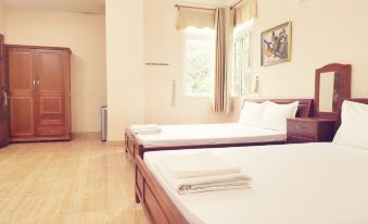 Cuc Phuong Hotel