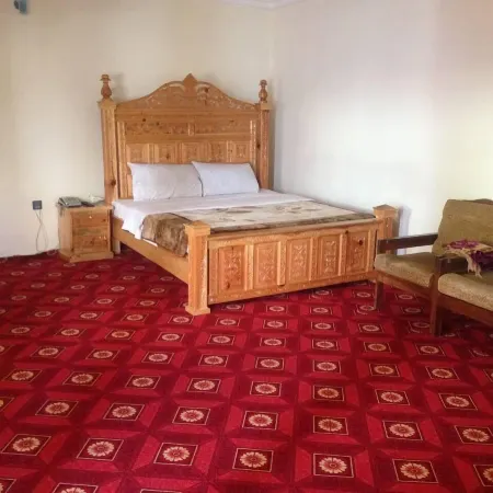 Miandam Guest House Отели в г. Сват