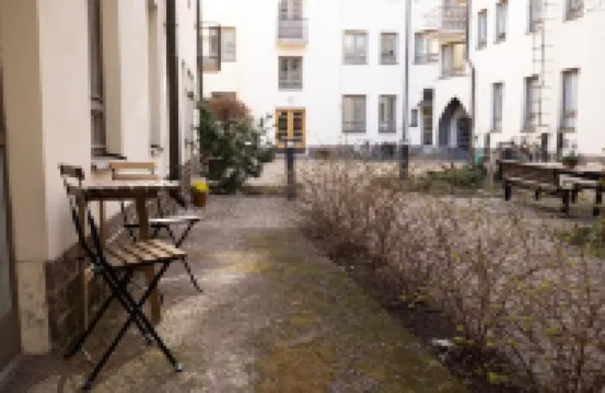 2Ndhomes Gorgeous Courtyard Home w Sauna