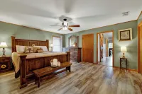 Gettin' Guada Loopy with Hot Tub & Riverfront Hôtels à : Seguin