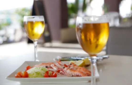 阿帕爾奇納索爾公寓