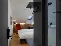 دونتين هوتل Hotels near نوميه