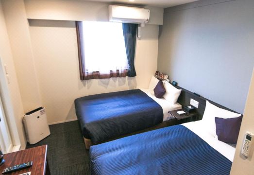 호텔 라이브맥스 도쿄 아야세 에키마에