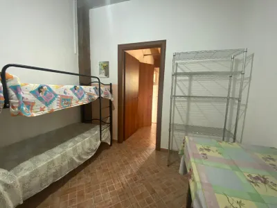 Room-Michelangelo House, Bilo Hotels in Gioiosa Marea