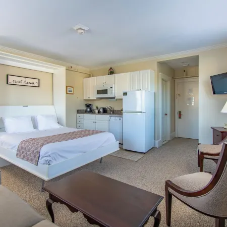 Eastern Slope Inn Resort