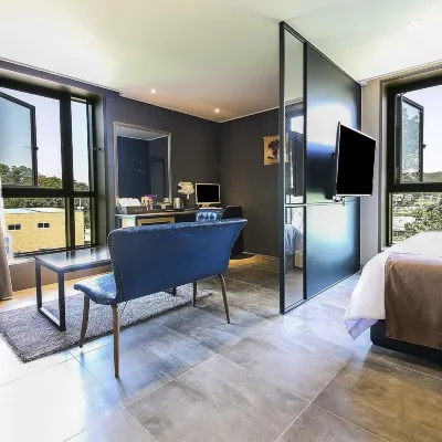 Docking Hotel Hotels near Gimpo International Sculpture Park