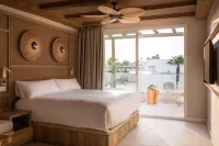 Lago Resort Menorca - Suites del Lago Adults Only Các khách sạn ở Cala en Bosch