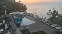 Diapolis Hotel - Pools