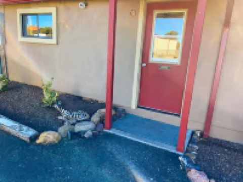 Zebra Refuge Cottage-wild Unique Prescott Stay Hotels in Williamson