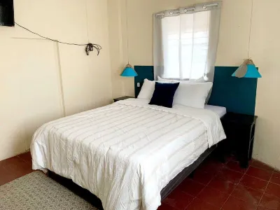 Hostal Casa Antigua Santa Ana Hotels in Santa Ana