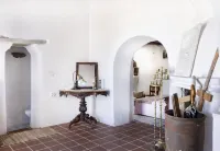 Daphnis the Artist s House