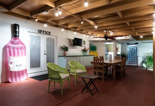 플로트 팜 스프링스 썸네일