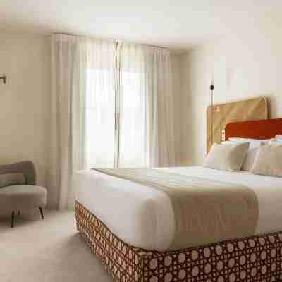 Le Grand Hôtel du Plessis-Robinson Rooms