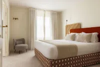 Le Plessis Grand Hotel Các khách sạn gần IUT de Sceaux