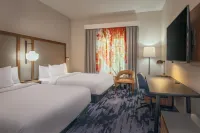 Fairfield Inn & Suites Brunswick Freeport Hotels in Brunswick