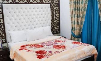 Bodla Royal Hotel