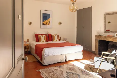 Le Prieuré Notre-Dame Отели в г. Ком