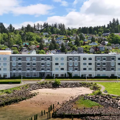 Holiday Inn Express & Suites ASTORIA by IHG Hotels near The Astoria Column