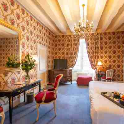 Chateau De Beauvois - La Maison Younan Rooms
